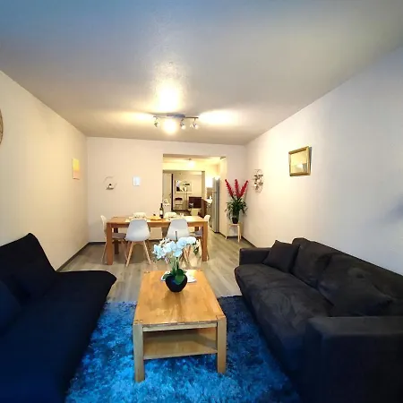 Le Bokeh - Face A La Cite Medievale