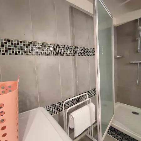 Le Bokeh - Face A La Cite Medievale דירה *