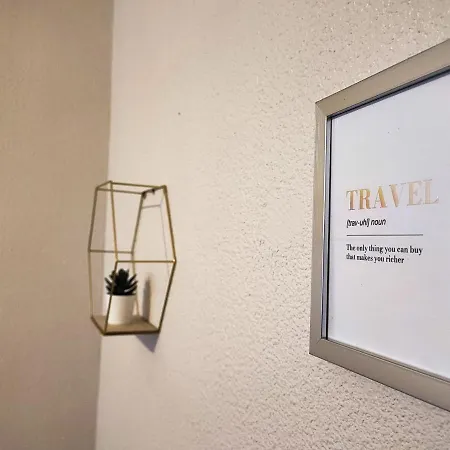 Le Bokeh - Face A La Cite Medievale דירה *