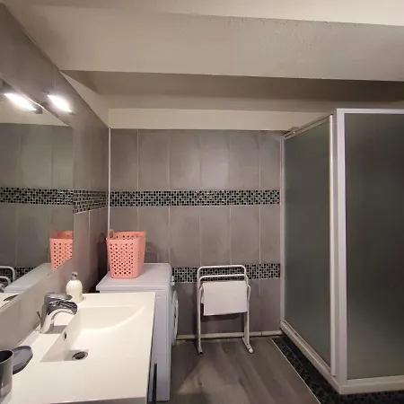 Le Bokeh - Face A La Cite Medievale