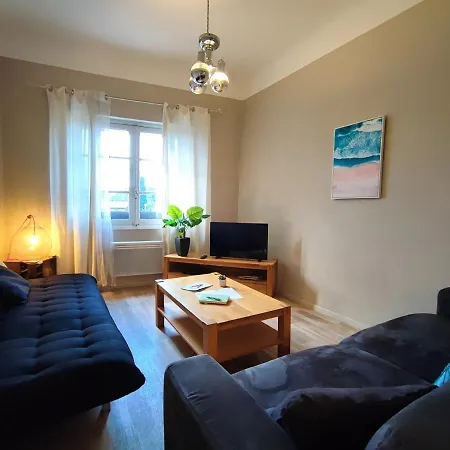 Le Bokeh - Face A La Cite Medievale קרקסון