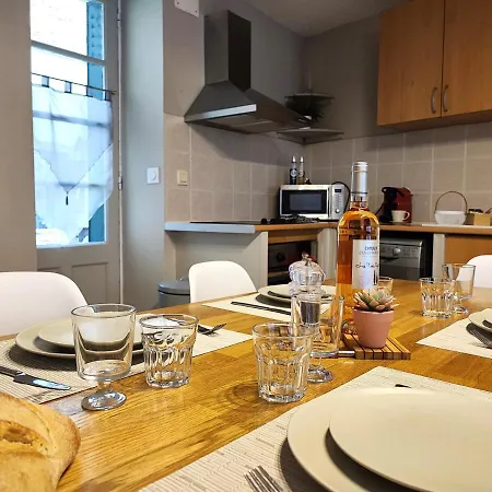 Le Bokeh - Face A La Cite Medievale * קרקסון