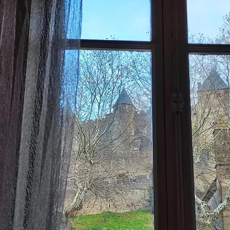 Le Bokeh - Face A La Cite Medievale * קרקסון