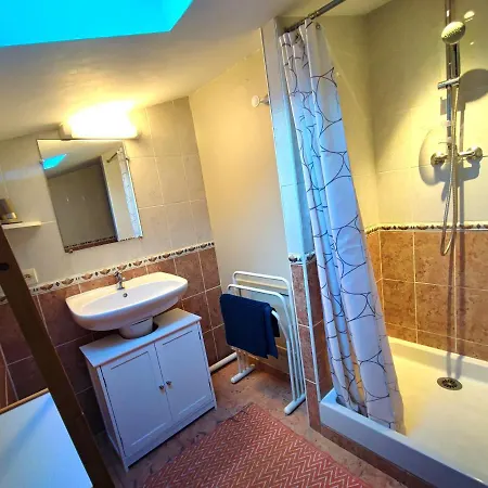 Le Bokeh - Face A La Cite Medievale דירה *